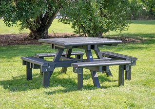 Pembridge™ 8 personen picknicktafel banken in gerecycled materiaal