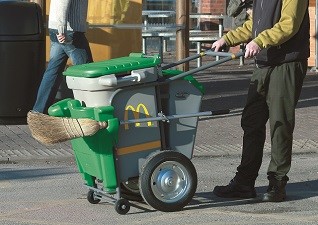 Space-Liner™ afvalverzamelkar met twee containers in groen met mcdonalds logo