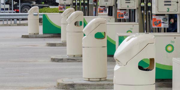 Auto-mate afvalcontainer voor tankstations